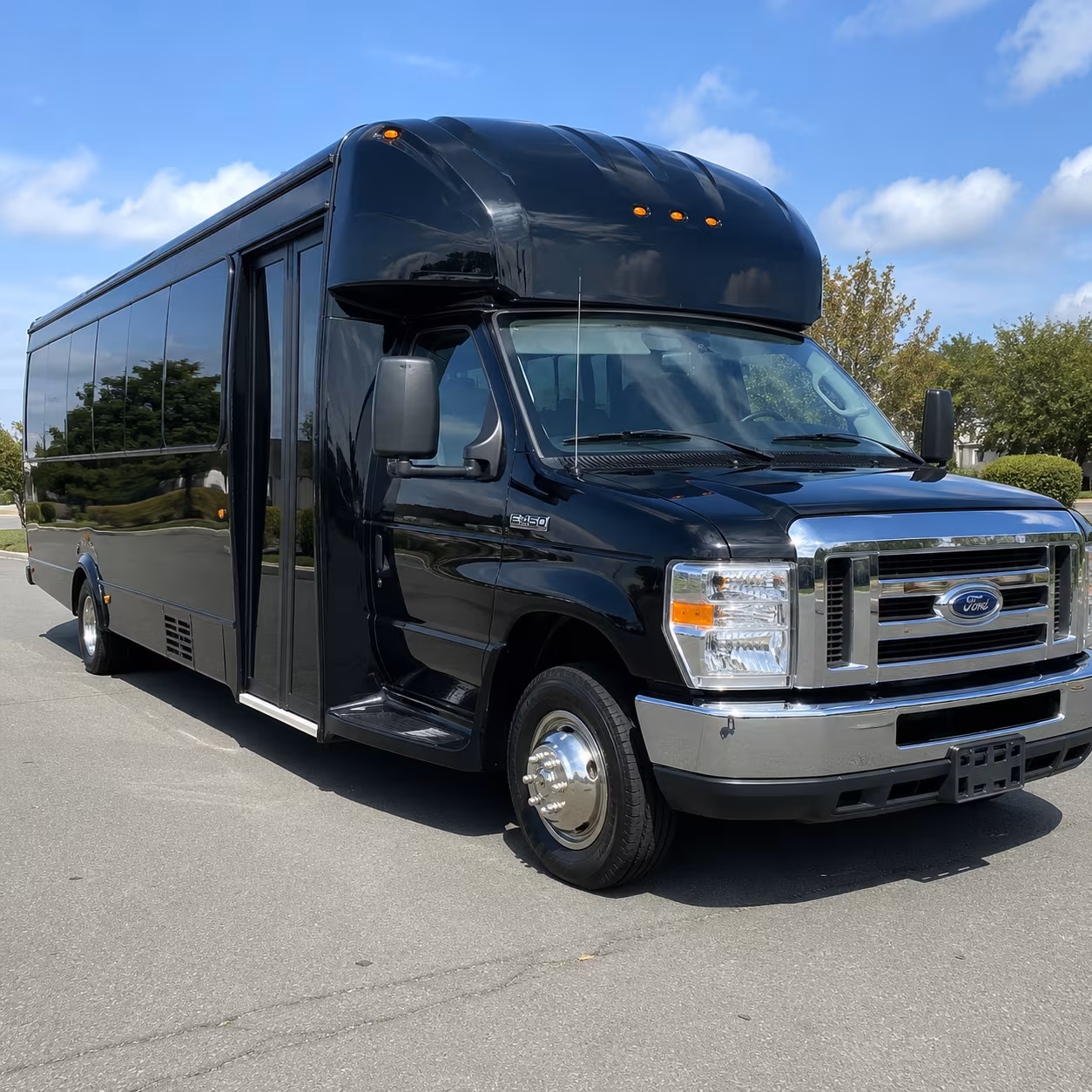 Detroit Birthday, Sweet 16, & Quinceañera Party Bus Rentals